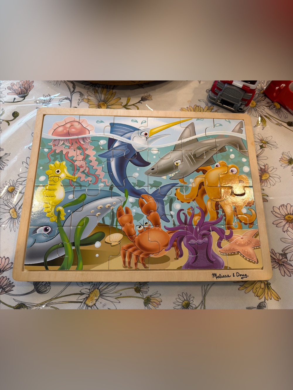 Melissa & Doug Bright Sea Life Wooden Puzzle with Yellow, Orange, Blue